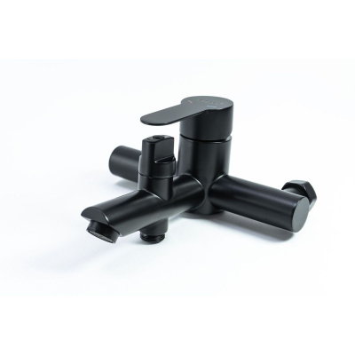 Смеситель для ванны Fmark FS8204H черный