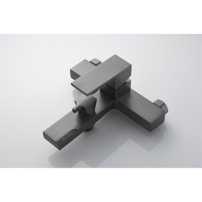 Смеситель для ванны Knotlor Stable KN-22/GM  коротким изливом, вороненая сталь