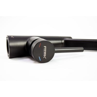 Смеситель для кухни Fmark FS0662-H02 с подключением фильтра питьевой воды, с гибким изливом, черный, белый