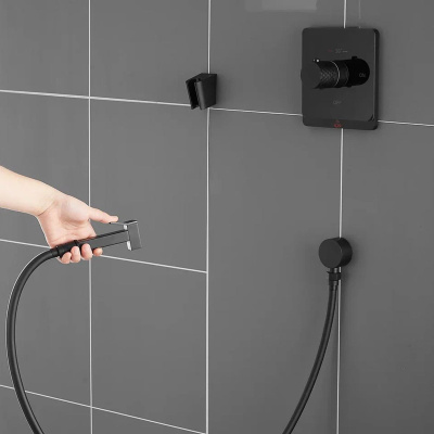 Встраиваемый гигиенический душ Rose R105H черный