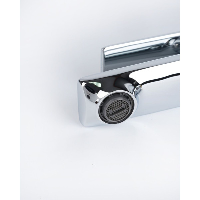 Смеситель для раковины BELZ B10533 хром
