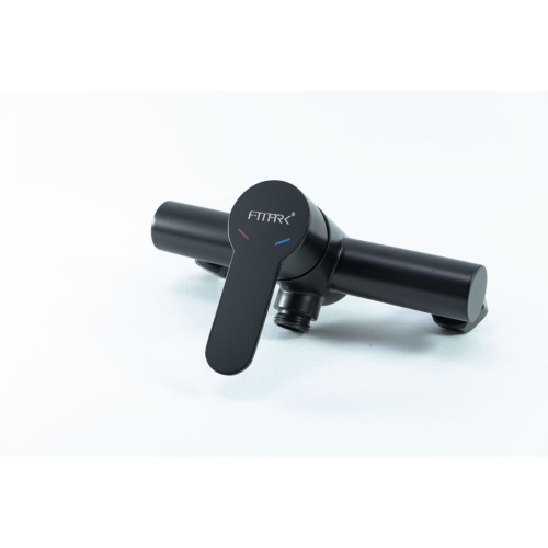 Смеситель для ванны Fmark FS8203H черный
