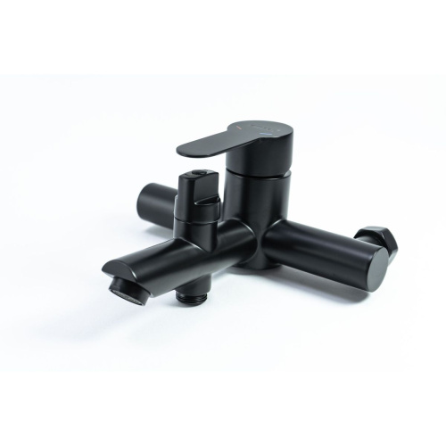 Смеситель для ванны Fmark FS8204H черный