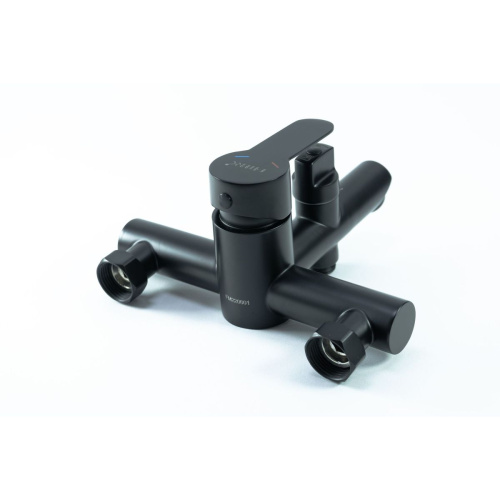 Смеситель для ванны Fmark FS8204H черный