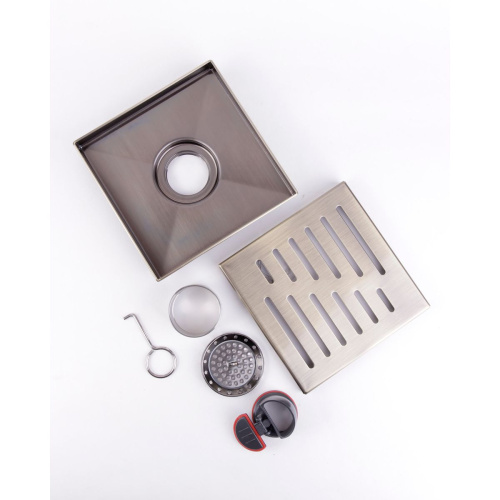 Трап GERHANS для душа античная бронза c вертикальным выходом 150х150 мм K81915C-15