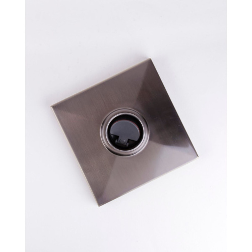 Трап GERHANS для душа античная бронза c вертикальным выходом 150х150 мм K81915C-15