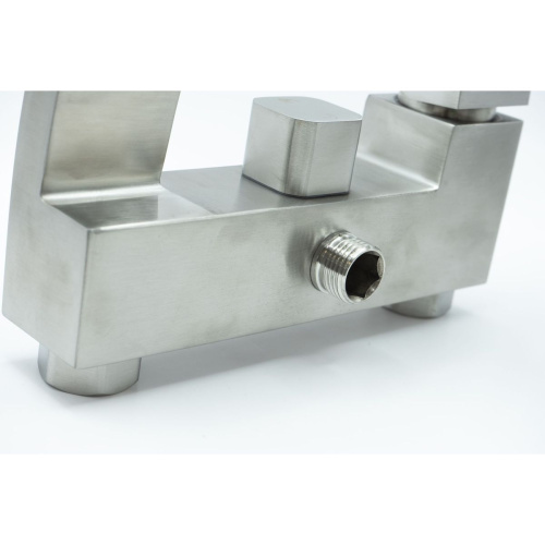 Смеситель для ванны Fmark FS8624
