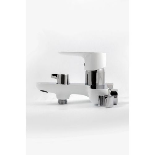 Смеситель для ванны Gross Aqua 2515288СW Space White Chrome белый