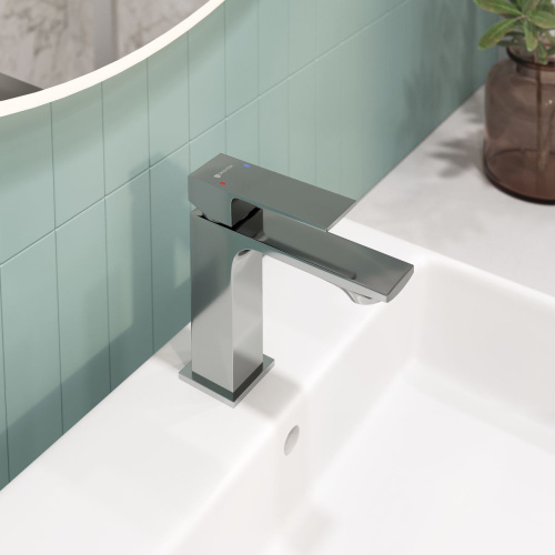 Смеситель для раковины Gross Aqua 6210880C Edge хром