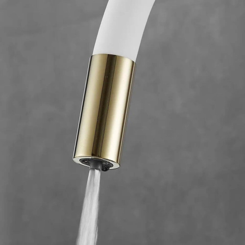 Смеситель для кухни Shevanik S668E с гибким изливом и подключением фильтра, белый/золото