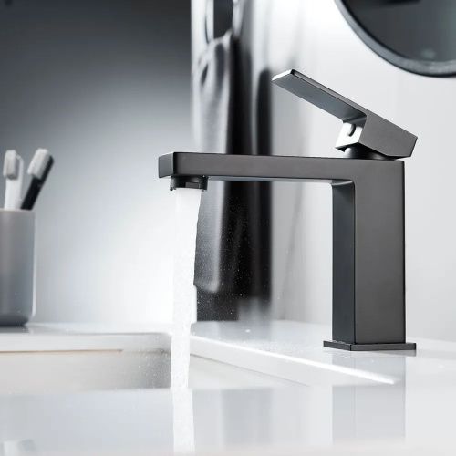 Смеситель для раковины Shevanik S9601H черный