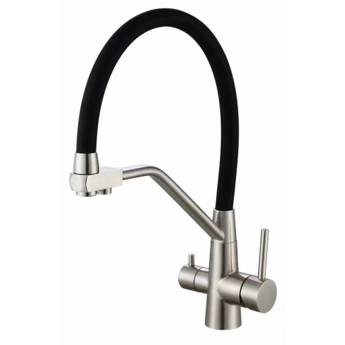 Смеситель для кухонной мойки Fmark FS0662-L01 под фильтр питьевой воды с гибким черным изливом