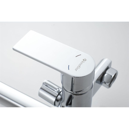 Смеситель для ванны Knotlor ERGOFIT KN-33 с длинным изливом, хром