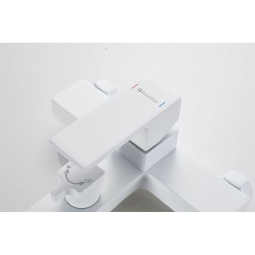 Смеситель для ванны Knotlor Stable KN-22/WY с коротким изливом, белый матовый