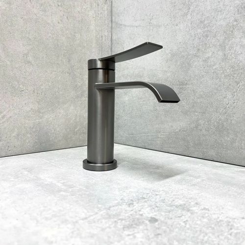 Смеситель для раковины BELZ B10812-3 оружейная сталь