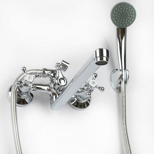 Смеситель для ванны OLIVE’S Anari AN19221 с длинным изливом (10)