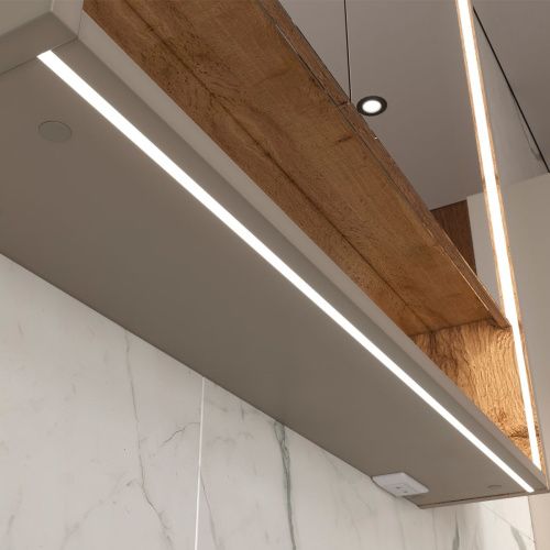 Шкаф зеркальный EQUIL Gleam 80.2D szGLEAM.LED.80.2D-25, амарок/дуб вотан