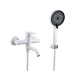 Смеситель для ванны Fmark FS8206W белый
